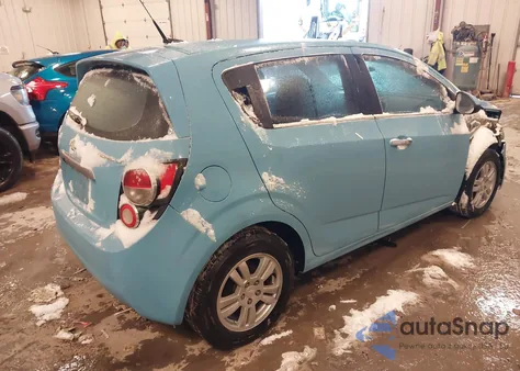 2014 Chevrolet Sonic Lt Auto из США, поврежденный, VIN 1G1JC6EH4E4151526